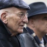 L'ancien conseiller fédéral Pascal Couchepin (gauche) ne partage pas la même analyse que la présidente de la Confédération sur les propos que le vice-président américain JD Vance a tenus à Munich vendredi. Keystone/ANTHONY ANEX